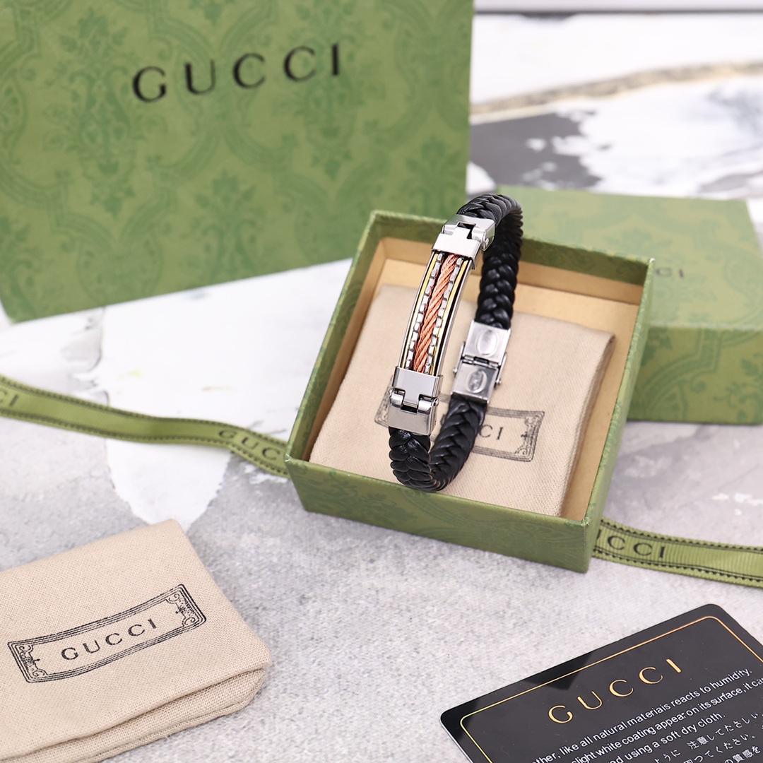 Gucci Jewelry Bangle Leather bracelet