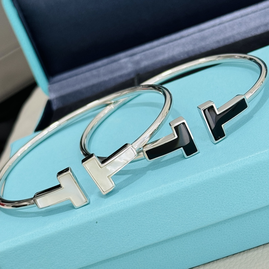 Tiffany & Co. Bracelets 002