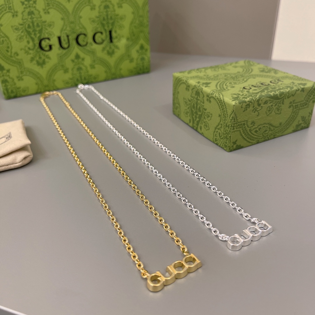 Gucci Jewelry Necklace Handwritten logo pendant 80