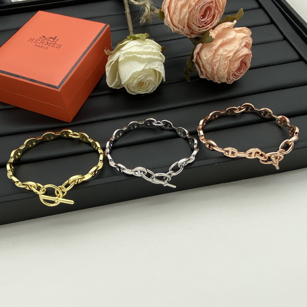 Hermes Jewelry Bracelets  Interlocking