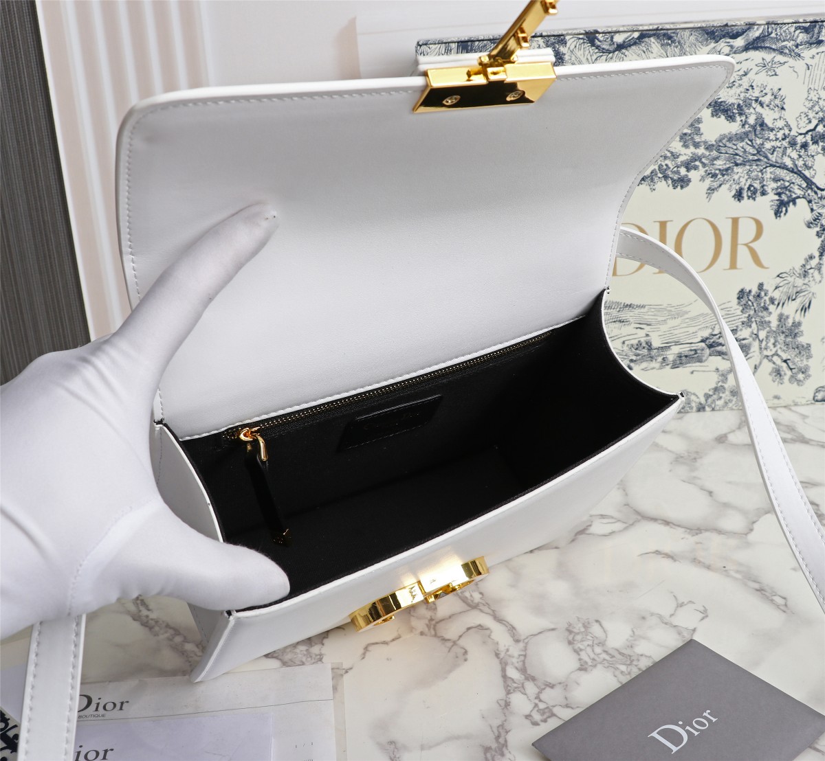 30 Montaigne Bag Brown CD-1001 XB081 24cm