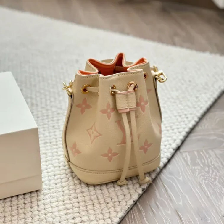 LV Nano Noé Bag 066 DB571 16cm