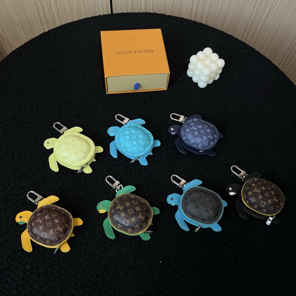 Louis Vuitton Key Chain Turtle Pouch Canvas And Leather Keychain Pendant 12*10*3cm Accessories