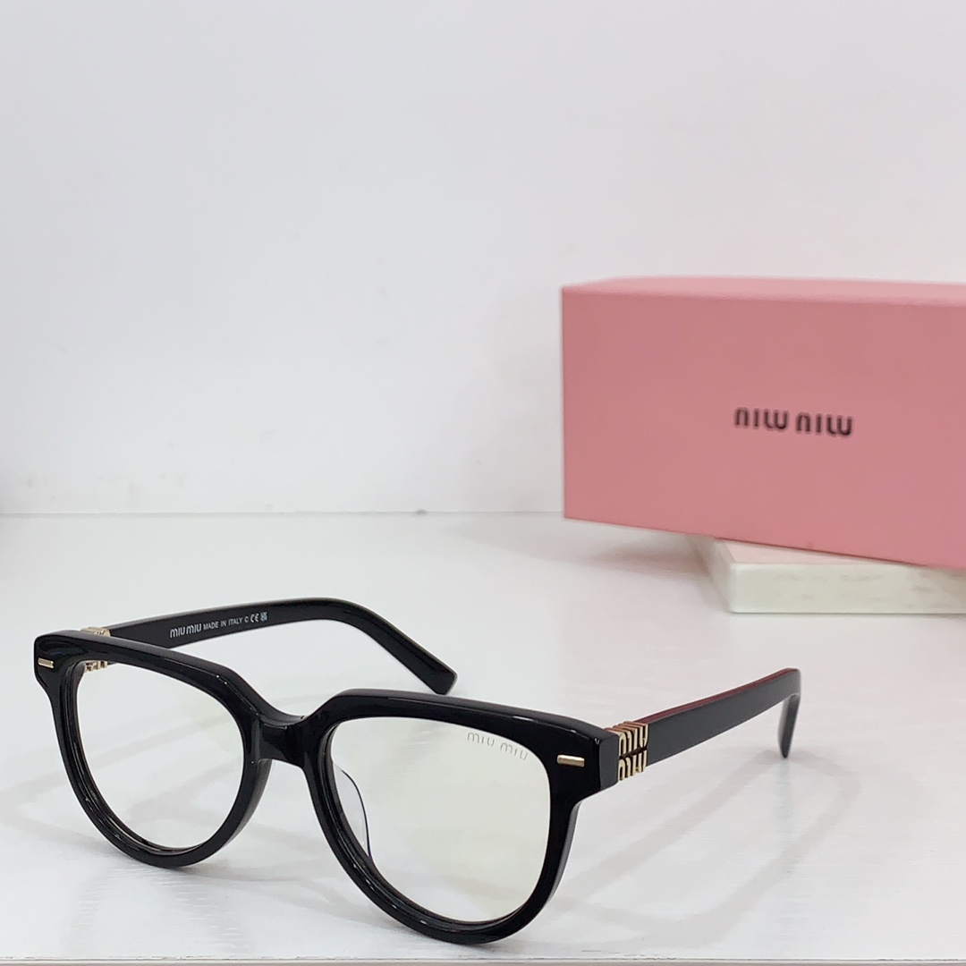 Miu Miu Sunglasses SMU12ZS SM011