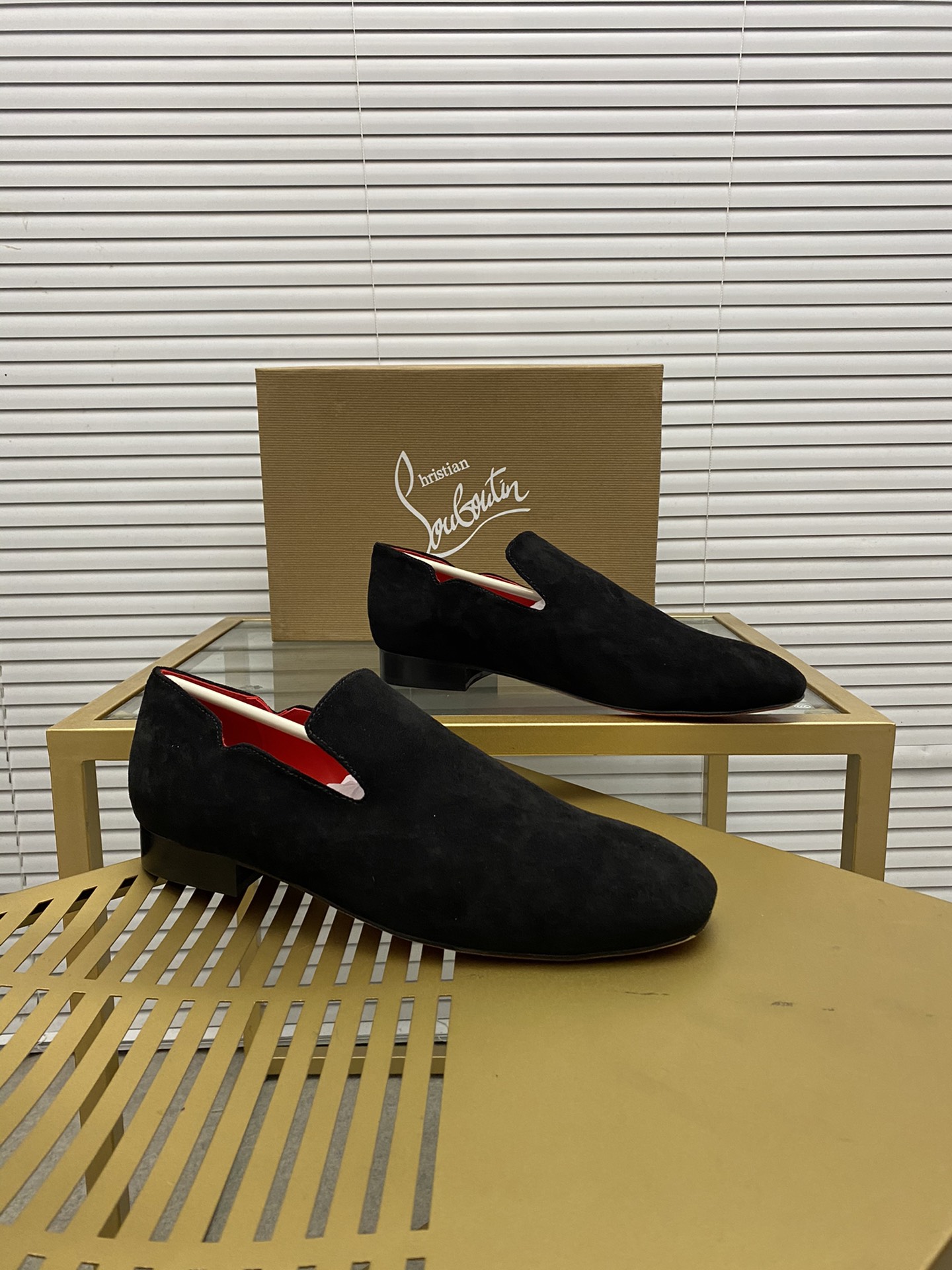 Christian Louboutin 051 Casual shoes HL003