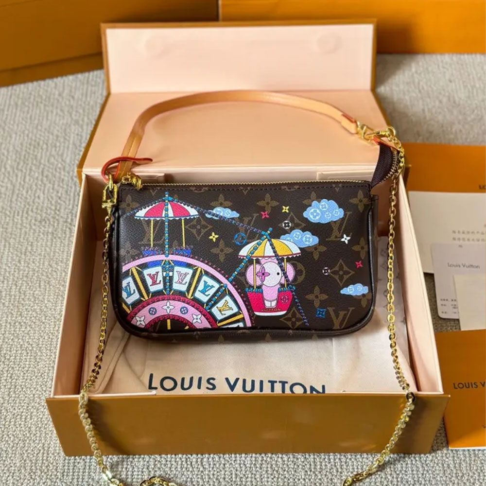 LV Pochette Bag 043 DB021 21cm