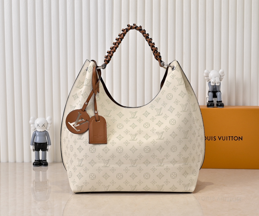 Louis Vuitton Shoulder Bag Ladies' Favorite