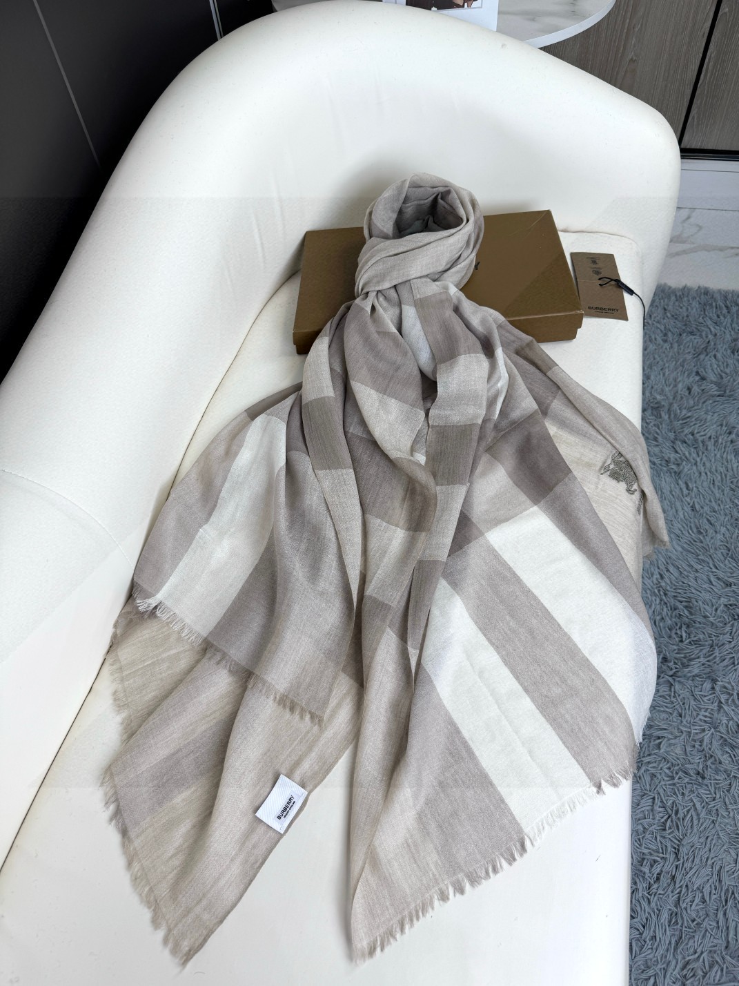 Burberry Scarf Classic Plaid Scarf Cashmere 90*200cm Accessories
