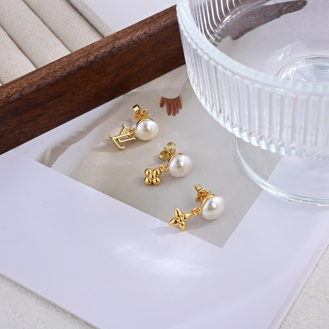 Louis Vuitton Jewelry Earring Pearl Pendant