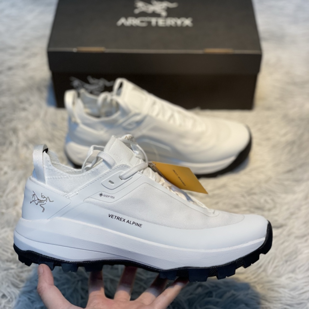 Arcteryx Sneakers Sports shoes Kopec GTX M