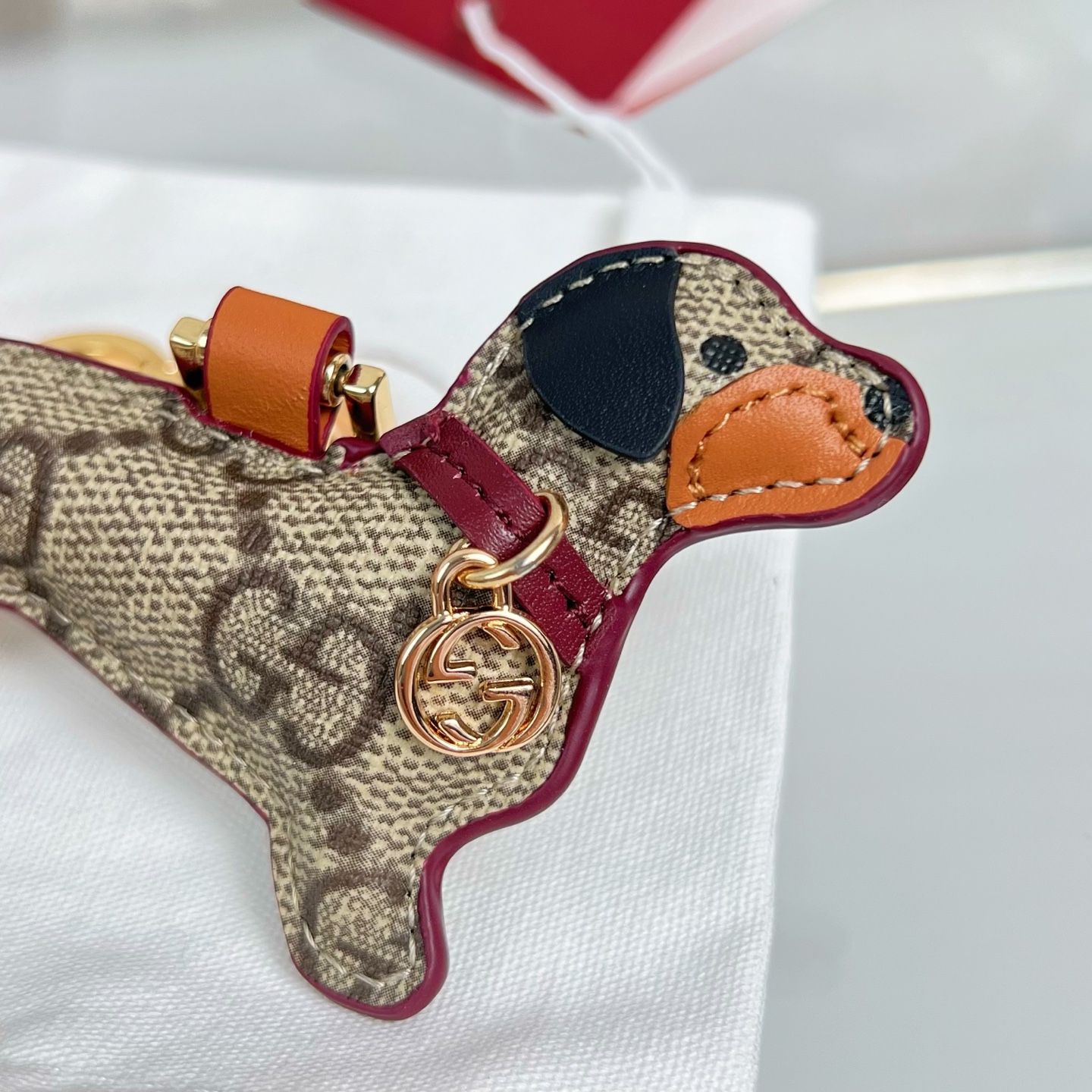 Gucci Key Chain Dachshund Keychain Charms Accessories