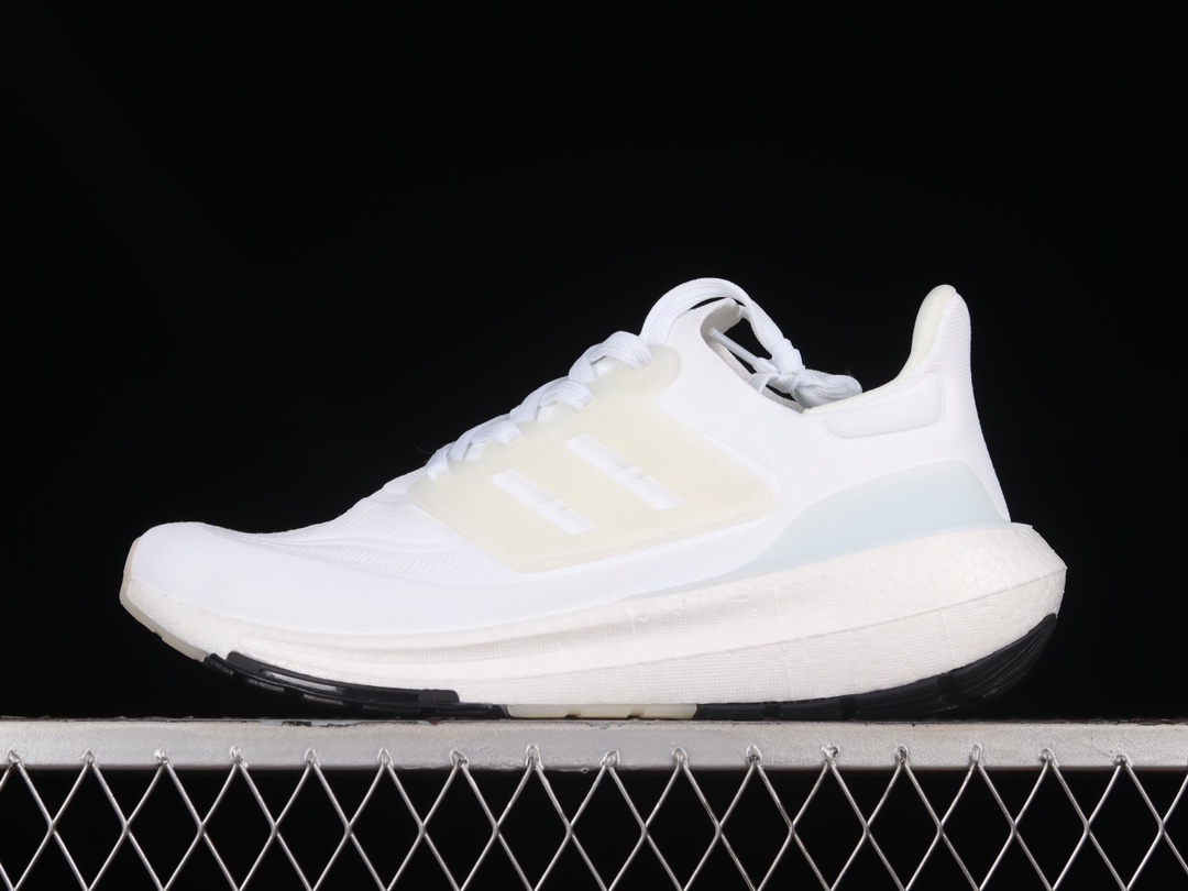 Ad Ultra Boost Light 23 GY9352 XM542