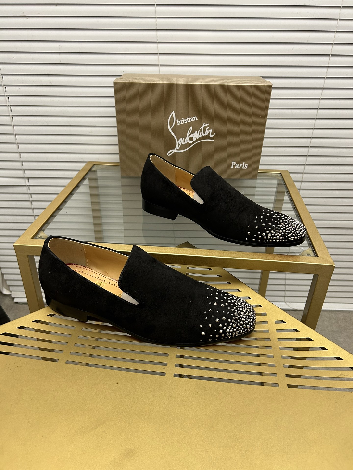 Christian Louboutin 054 Casual shoes HL003