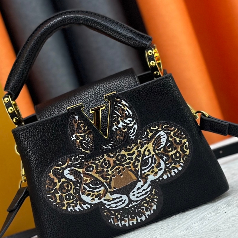 Louis Vuitton Capucines Mini Top Handle Bag M59939 M94519