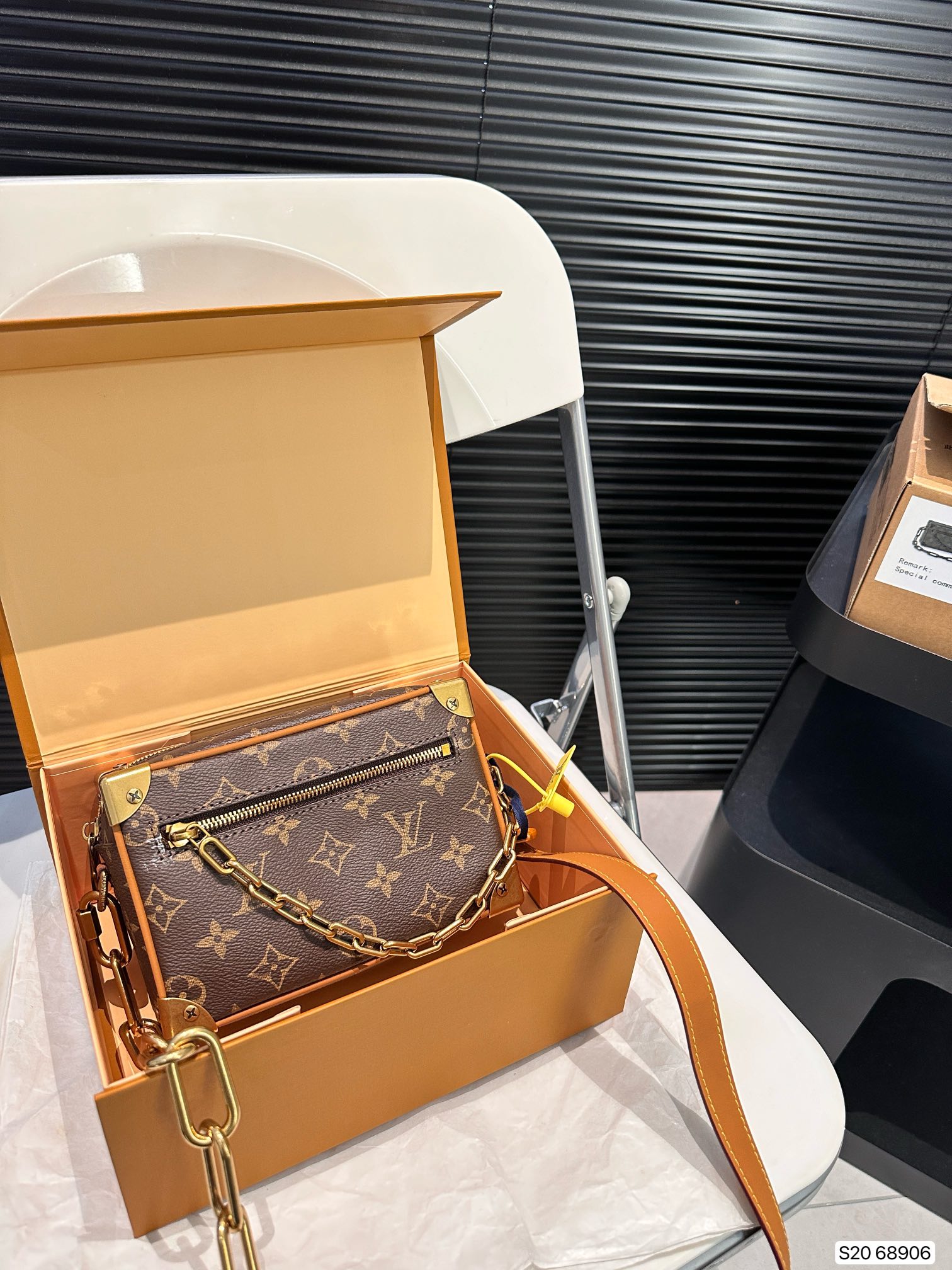 LV Soft Trunk Bag 68906 LLS081 18cm