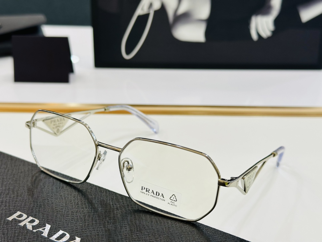 Prada Sunglasses SPRA51 SM021
