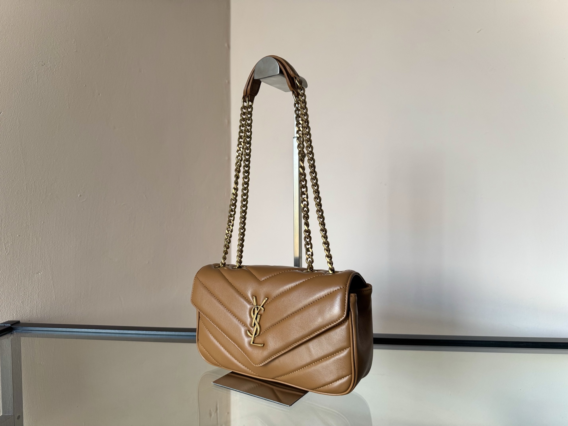 Saint Laurent Shoulder Bag Ladies' Favorite Loulou