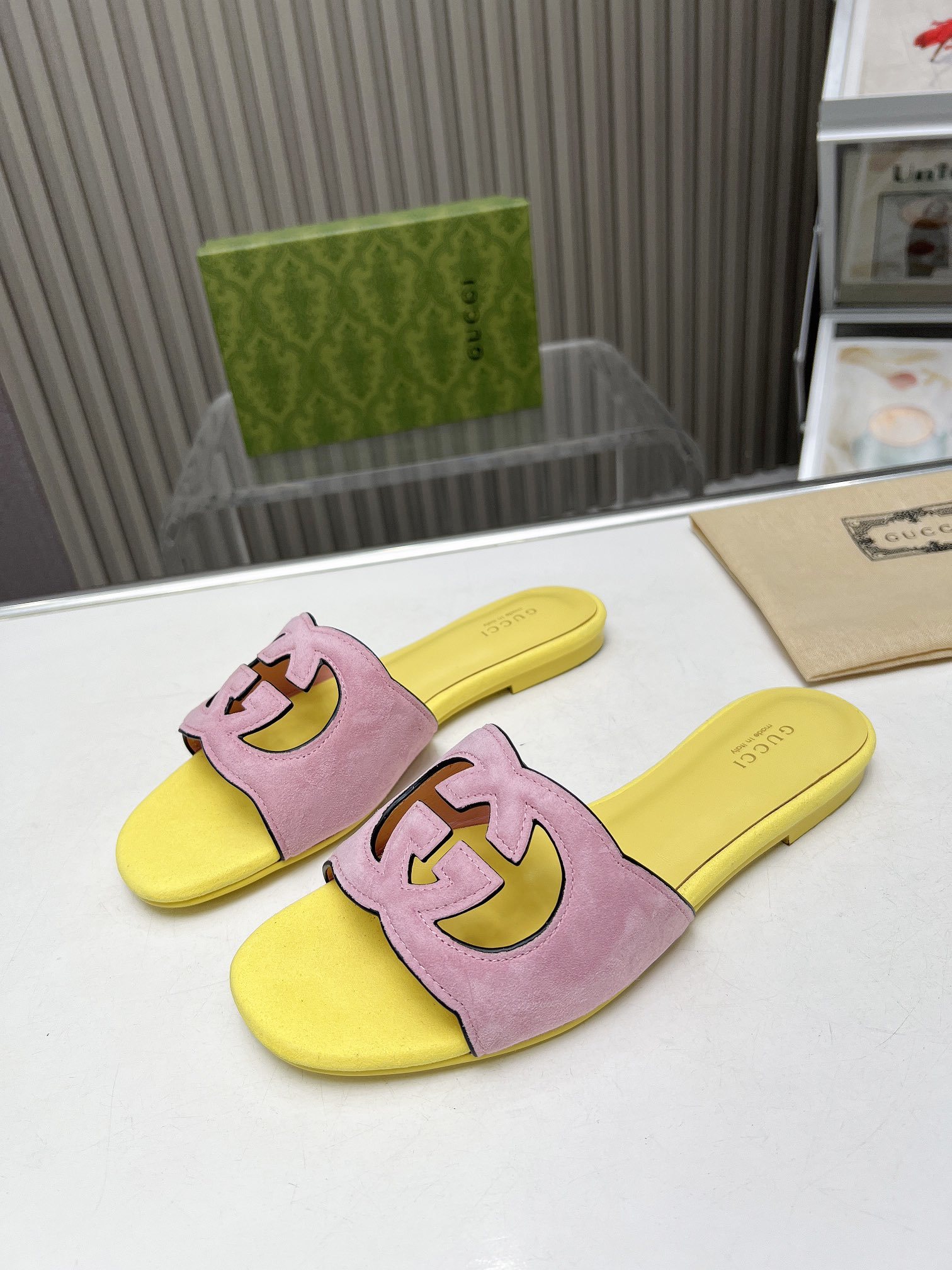 Gucci Shoes New flat bottomed women's slippers