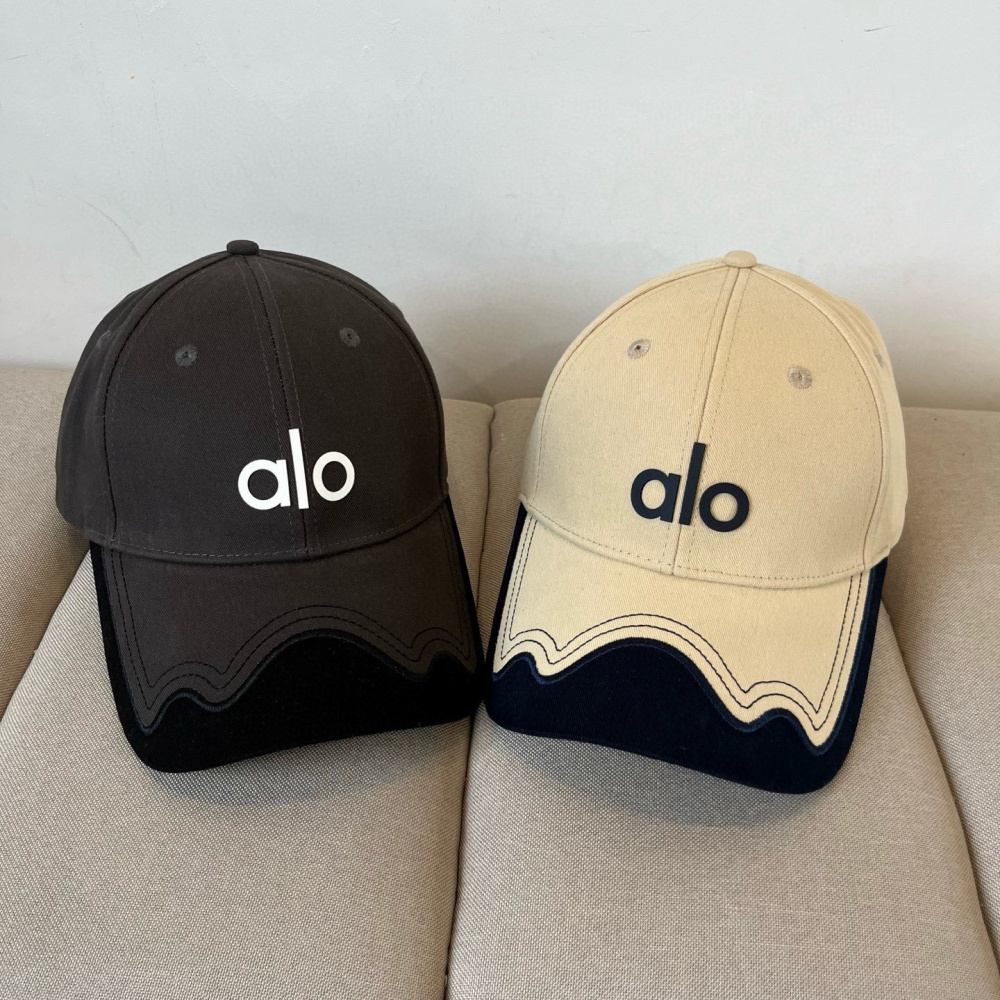 Alo Hat Baseball Cap With Contrasting Brim Accessories