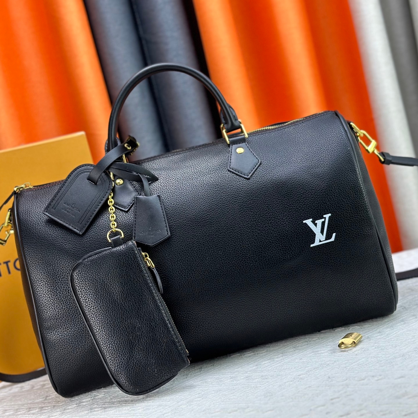 Louis Vuitton  Speedy 25 Handbag M12672 M12673