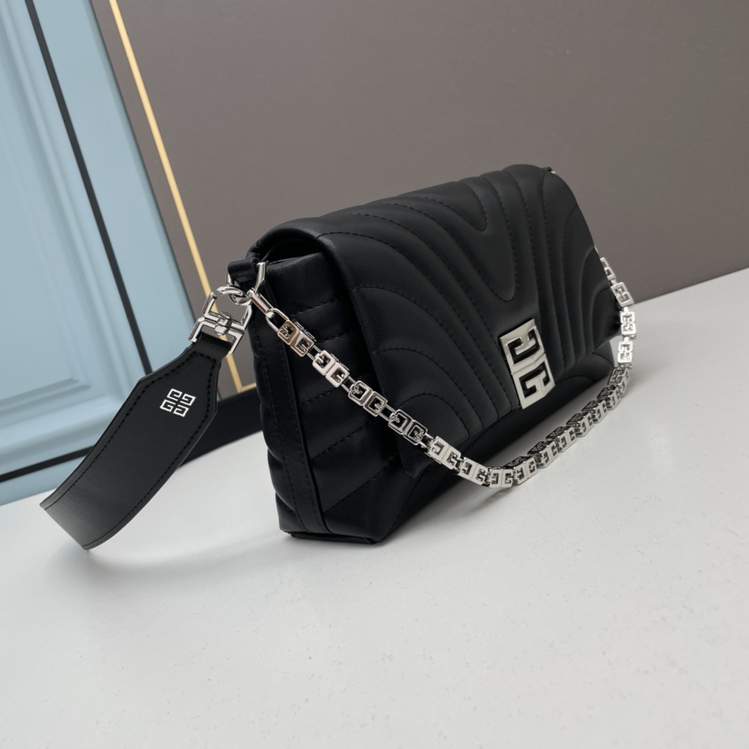 Small 4G Soft Chain Bag Black silver 8669 LM012 25cm