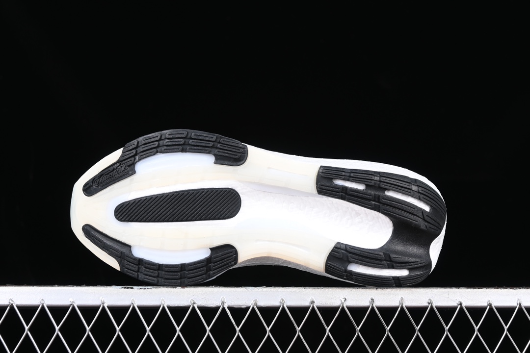 Ad Ultra Boost Light 23 Black HP9203 XM542