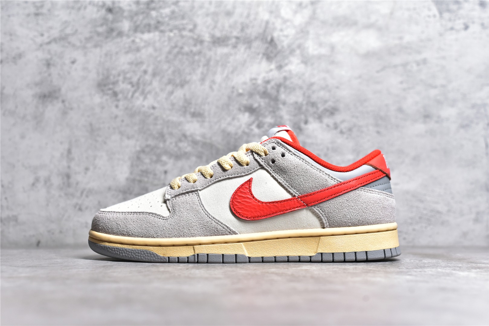 NK Dunk Low   Athletic Department   FJ5429-133 XM072
