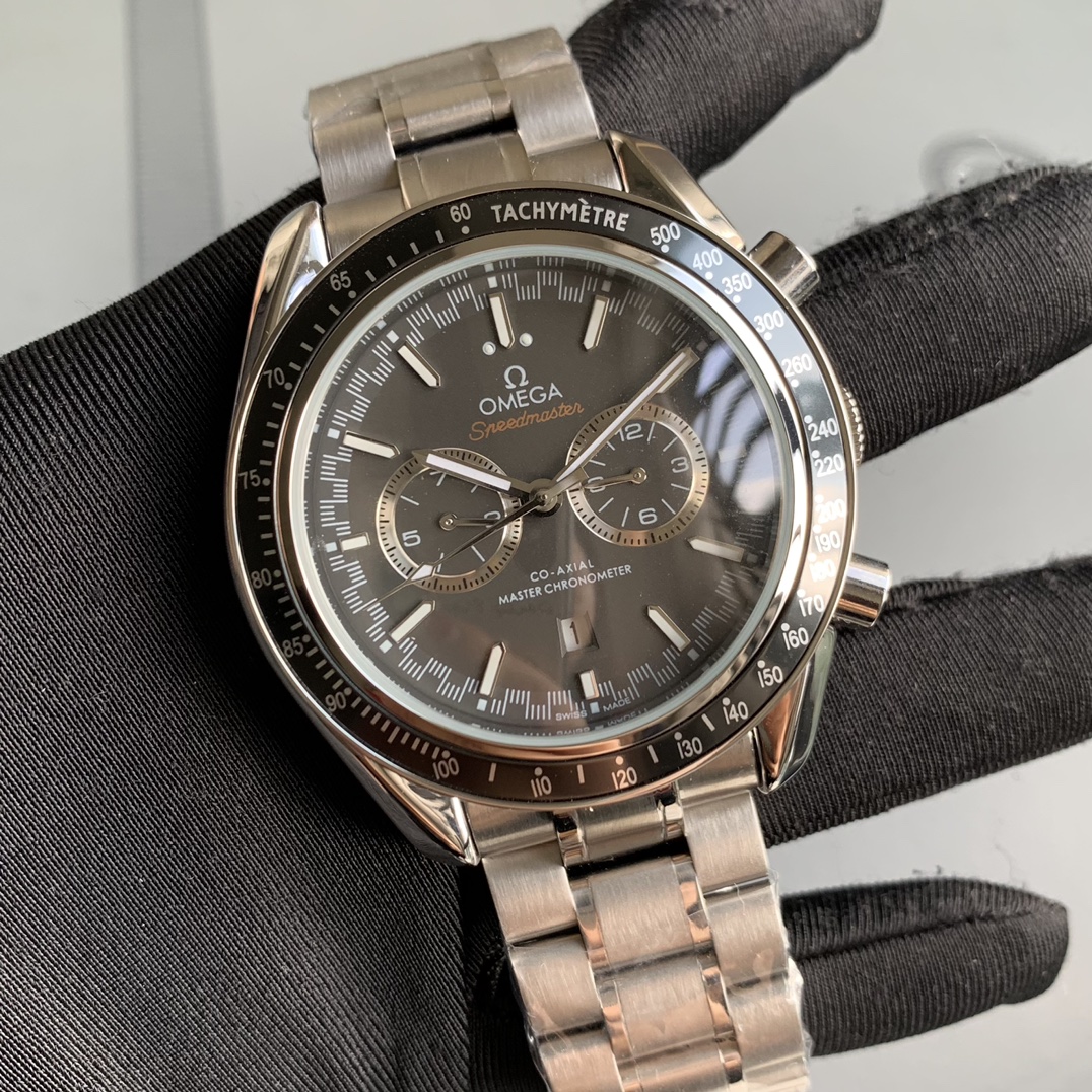 OMEGA Speedmaster 44mm