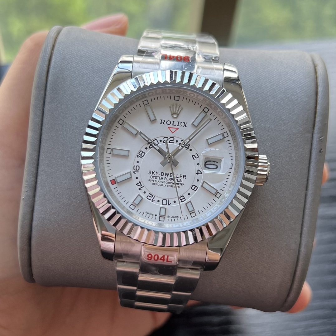 Rolex Sky-Dweller 42mm
