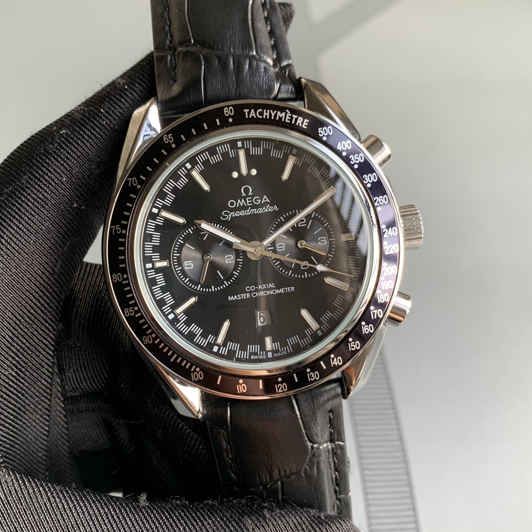 OMEGA Speedmaster 44mm