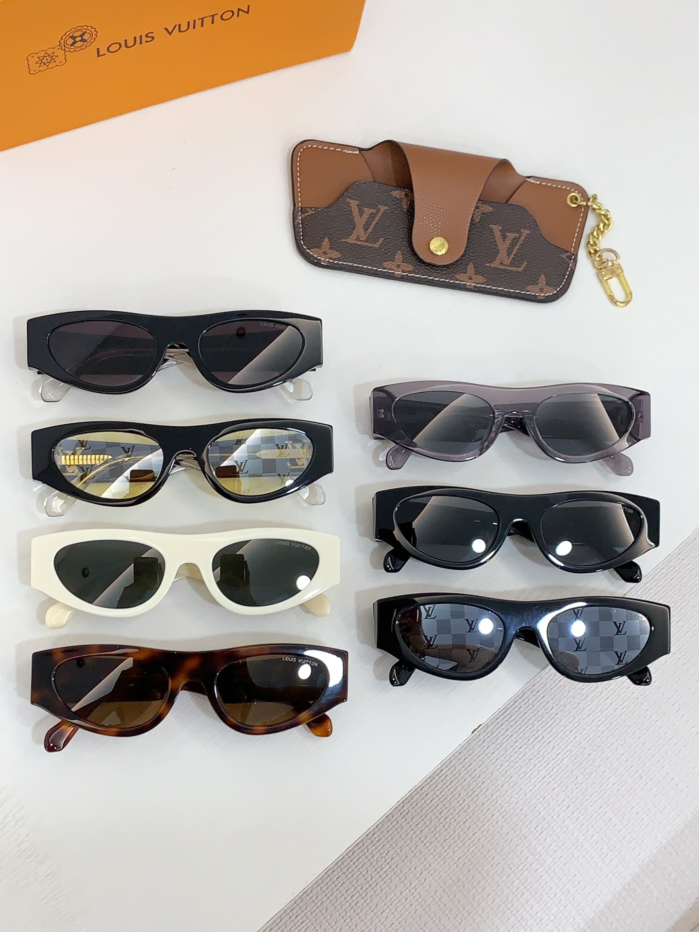 LV Sunglasses Z2122U SM021