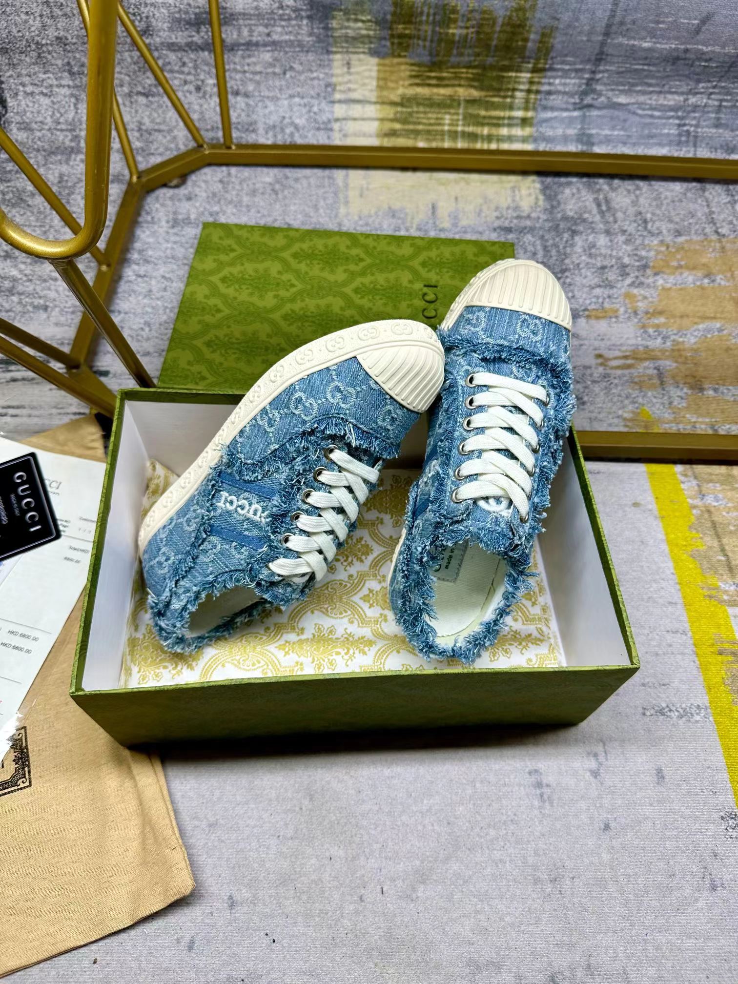 Gucci 030 Casual shoes HL002