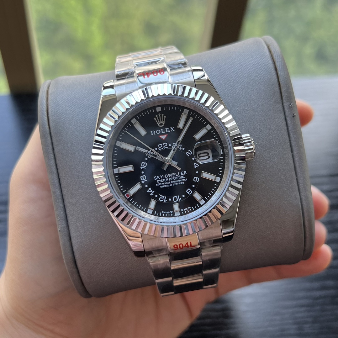 Rolex Sky-Dweller 42mm