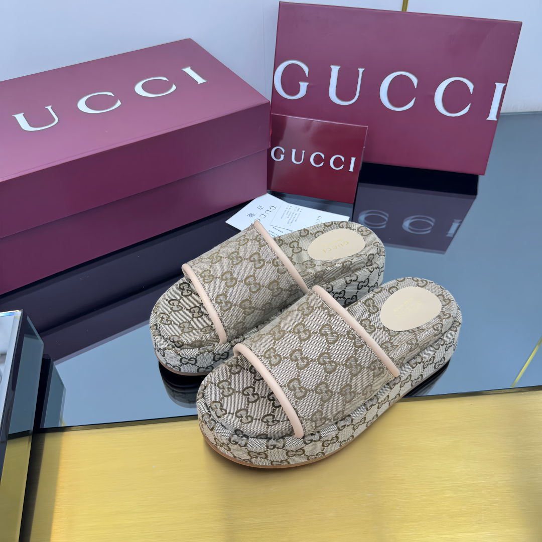 Gucci Shoes Classic GG Embroidered Couple's Thick Bottom Slippers