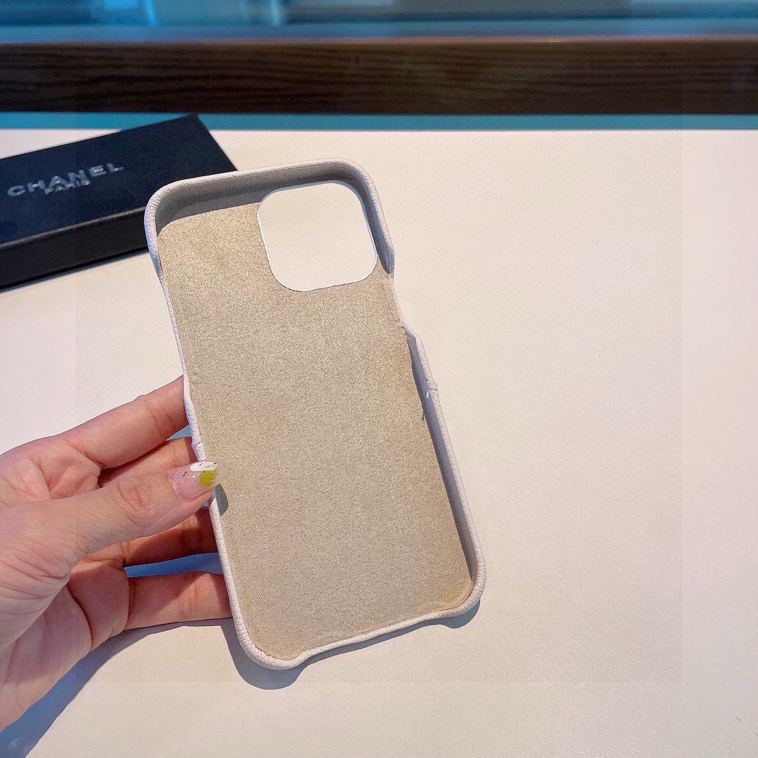 Chanel Phone Case Caviar Leather Phone Case With Diamond Stitching For Card Slot Accessories