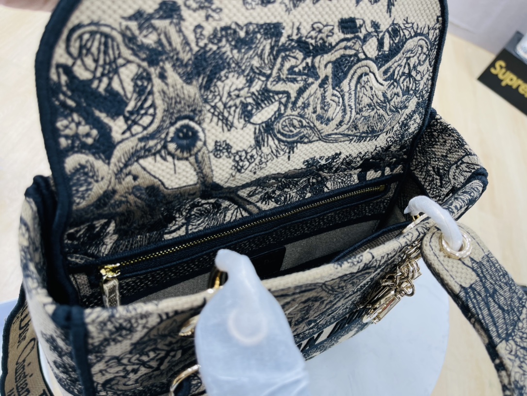 10A + top quality Dior Medium Lady D-Lite Bag 9920 DD003 24cm