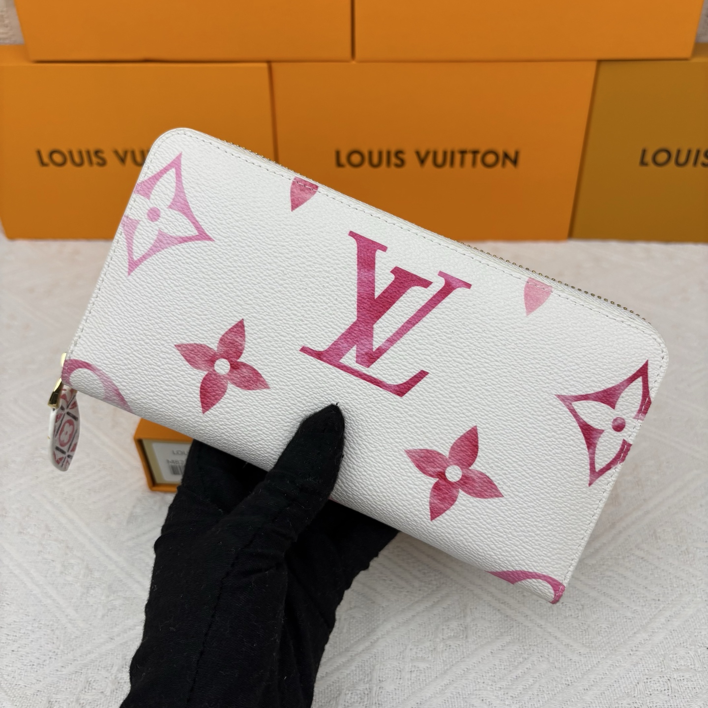 Louis Vuitton Wallet Card Holder Monogram M82384