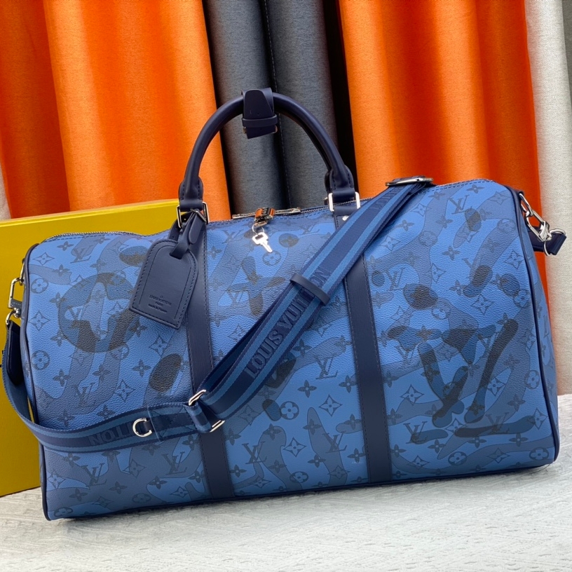 Louis Vuitton keepall travel bag M22570