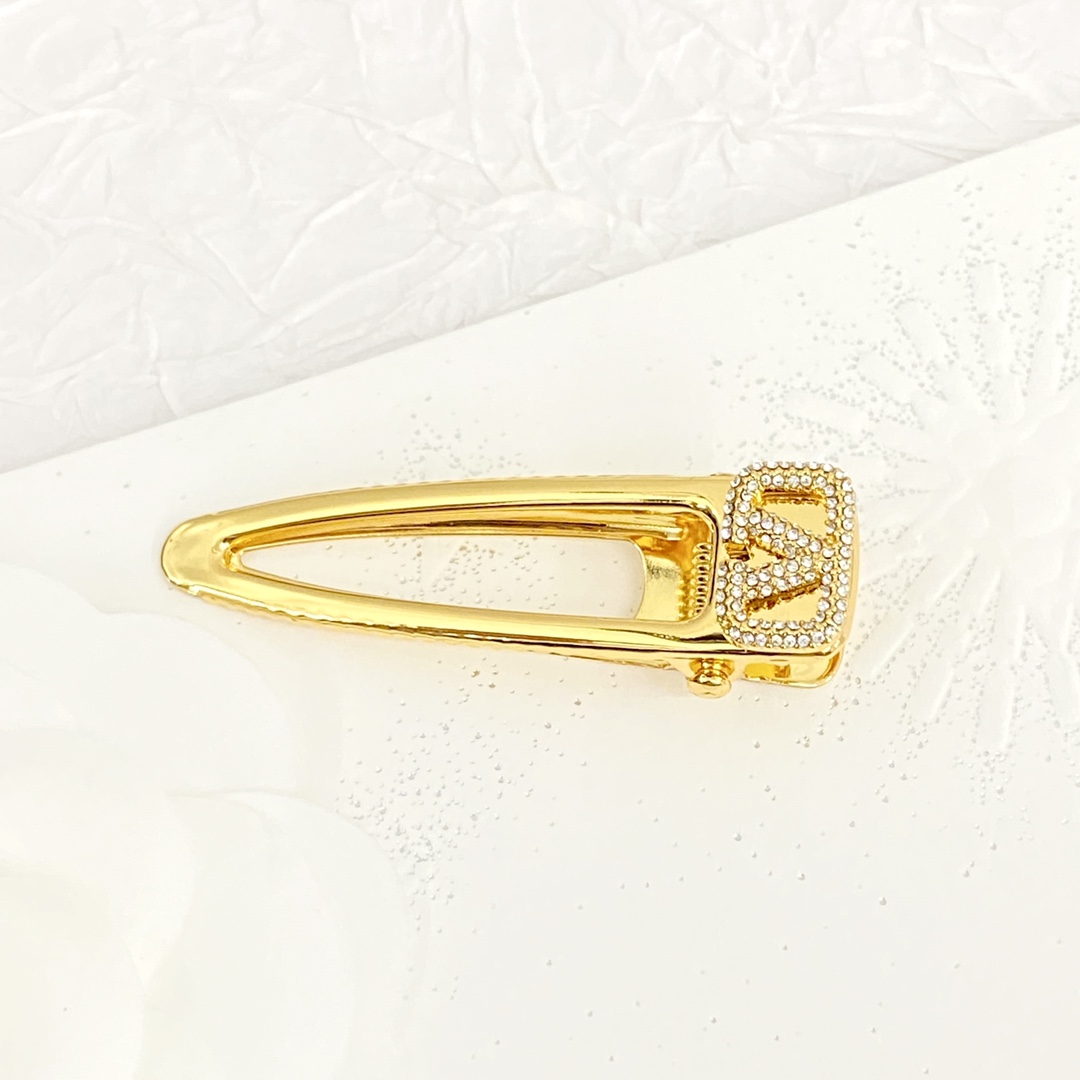 Valentino Jewelry Hairpin Vlogo Signature Full-Diamond Gold Lettering Hairpin