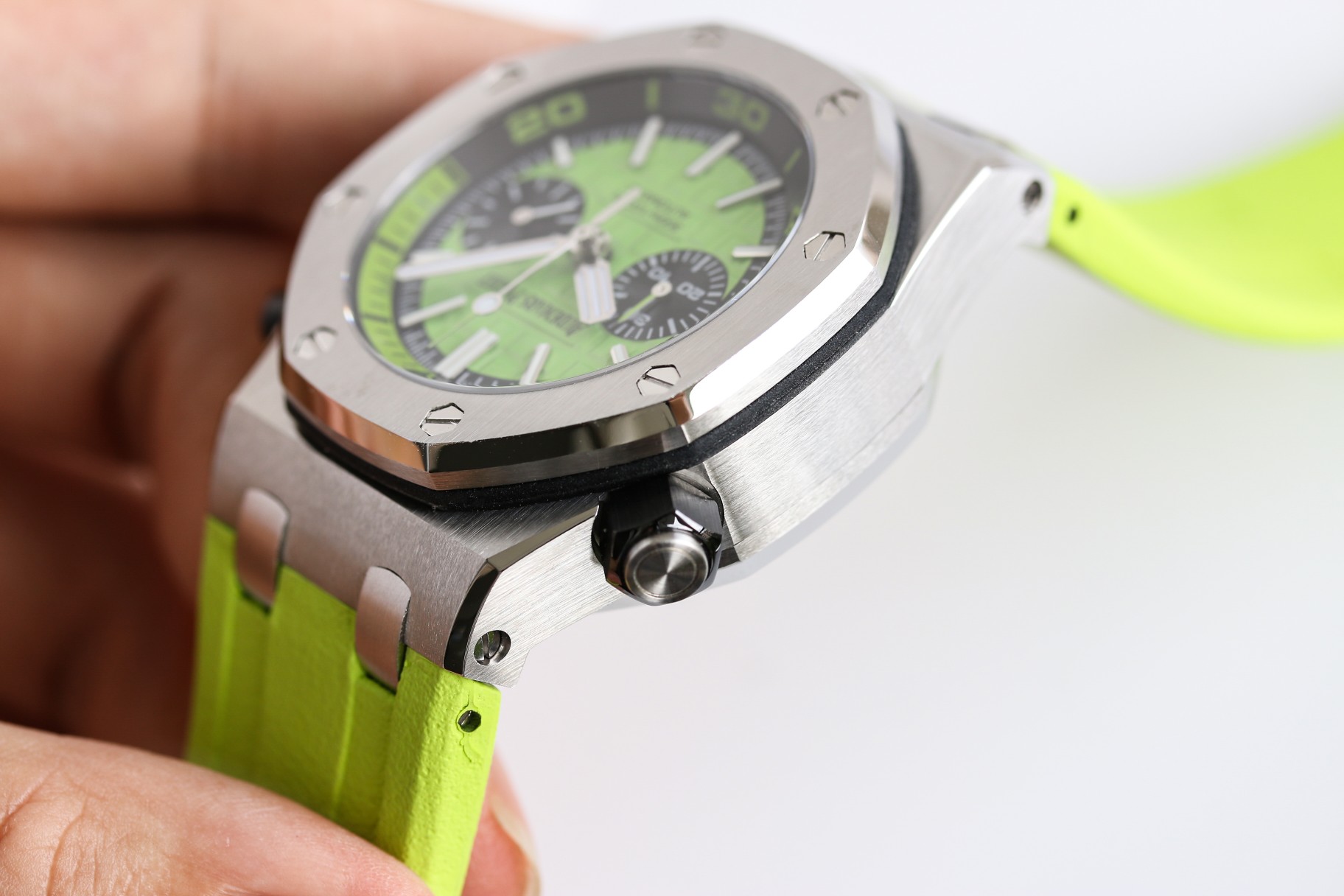 Audemars Piguet ROYAL OAK OFFSHORE 26703 42mm