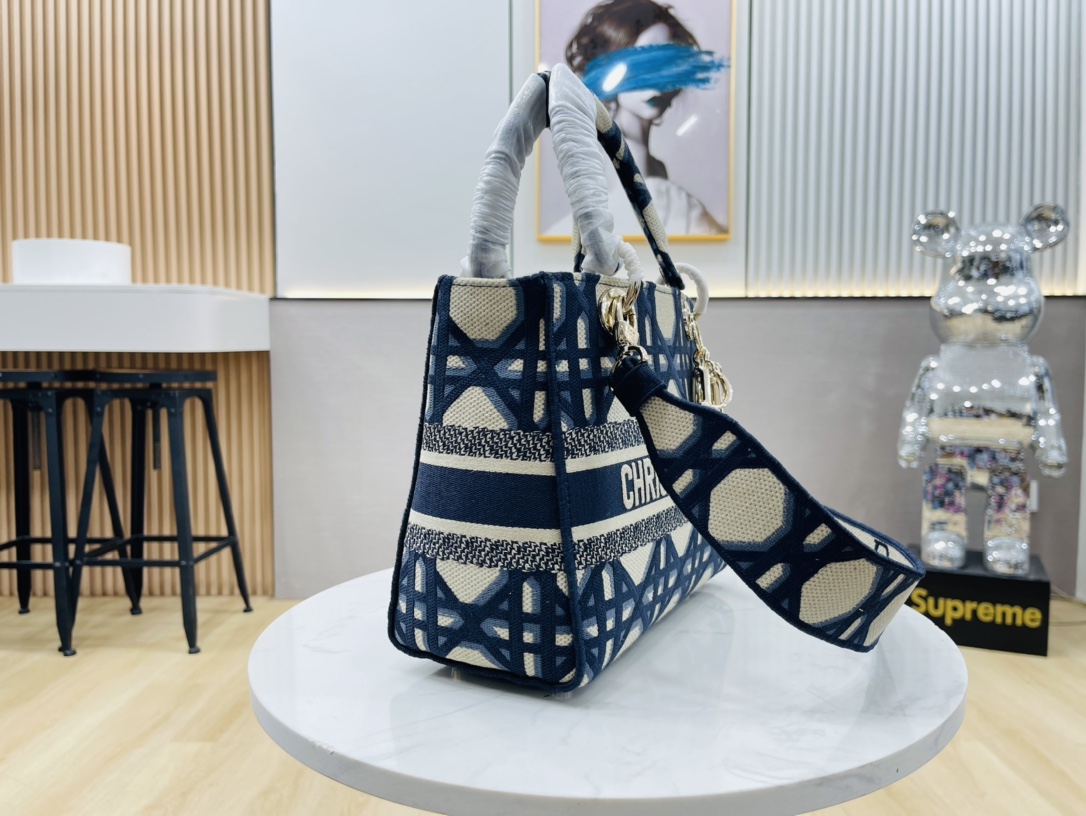 10A + top quality Dior Medium Lady D-Lite Bag 9920 DD003 24cm