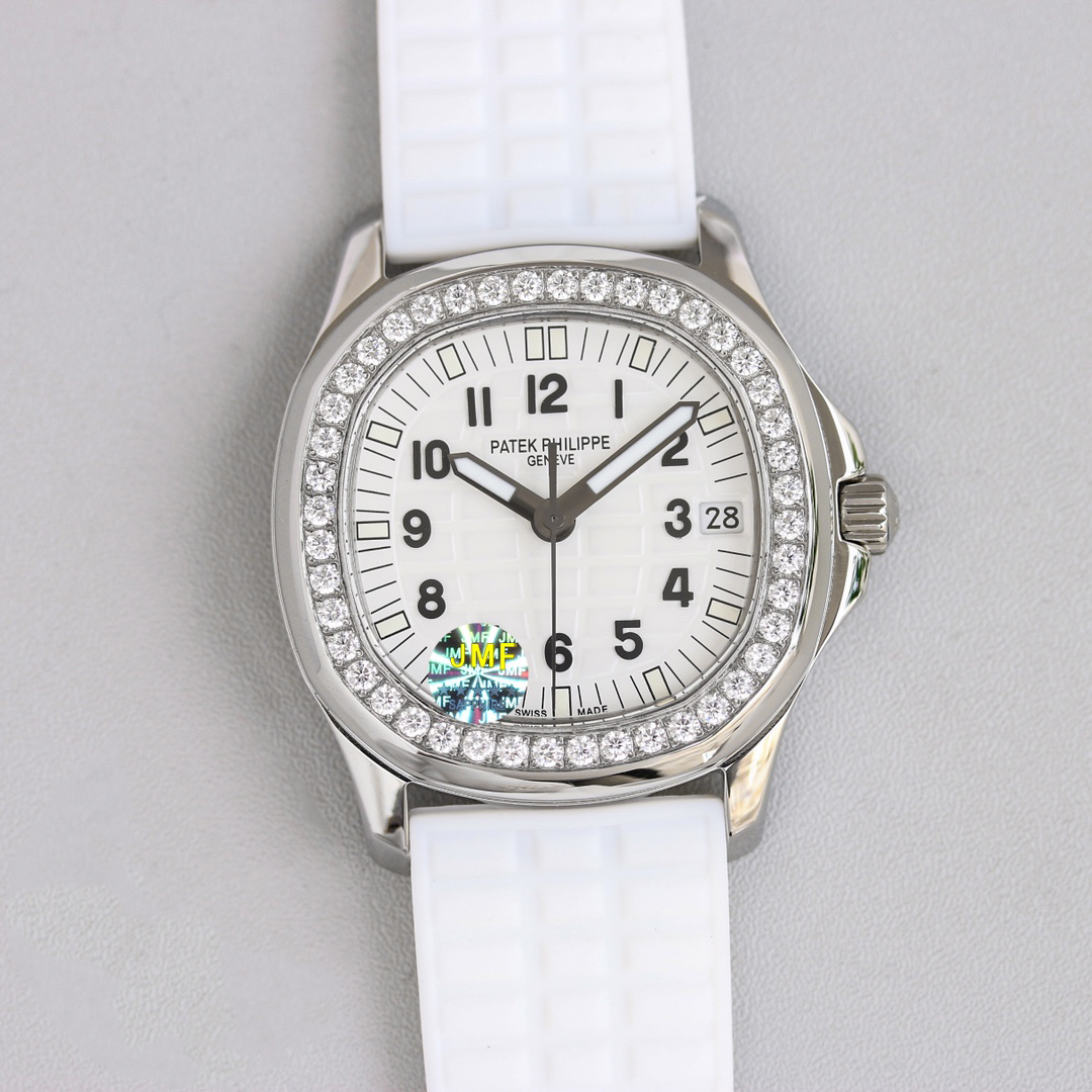 PATEK PHILIPPE AQUANAUT 5072 35.6mm