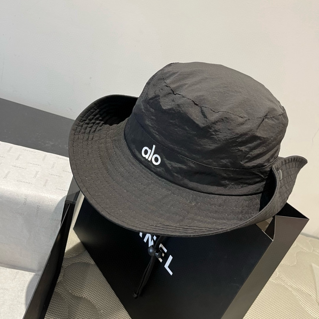 Alo Hat Simple Bucket Hat 57cm Accessories