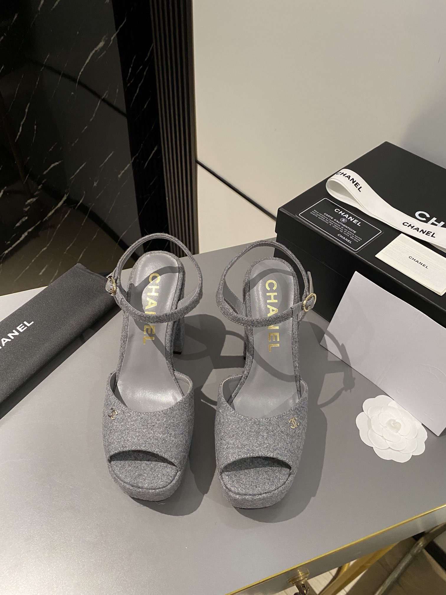 Chanel shoes 066 HL062