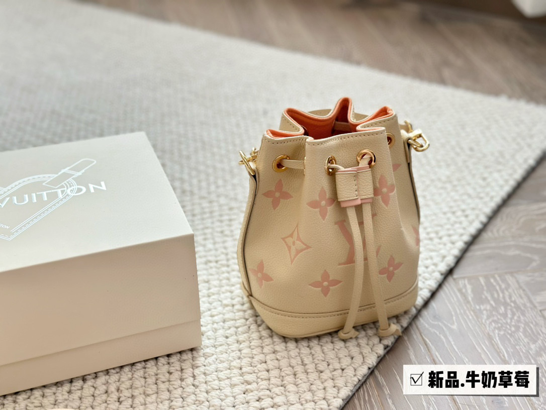 LV Nano Noé Bag 066 DB571 16cm