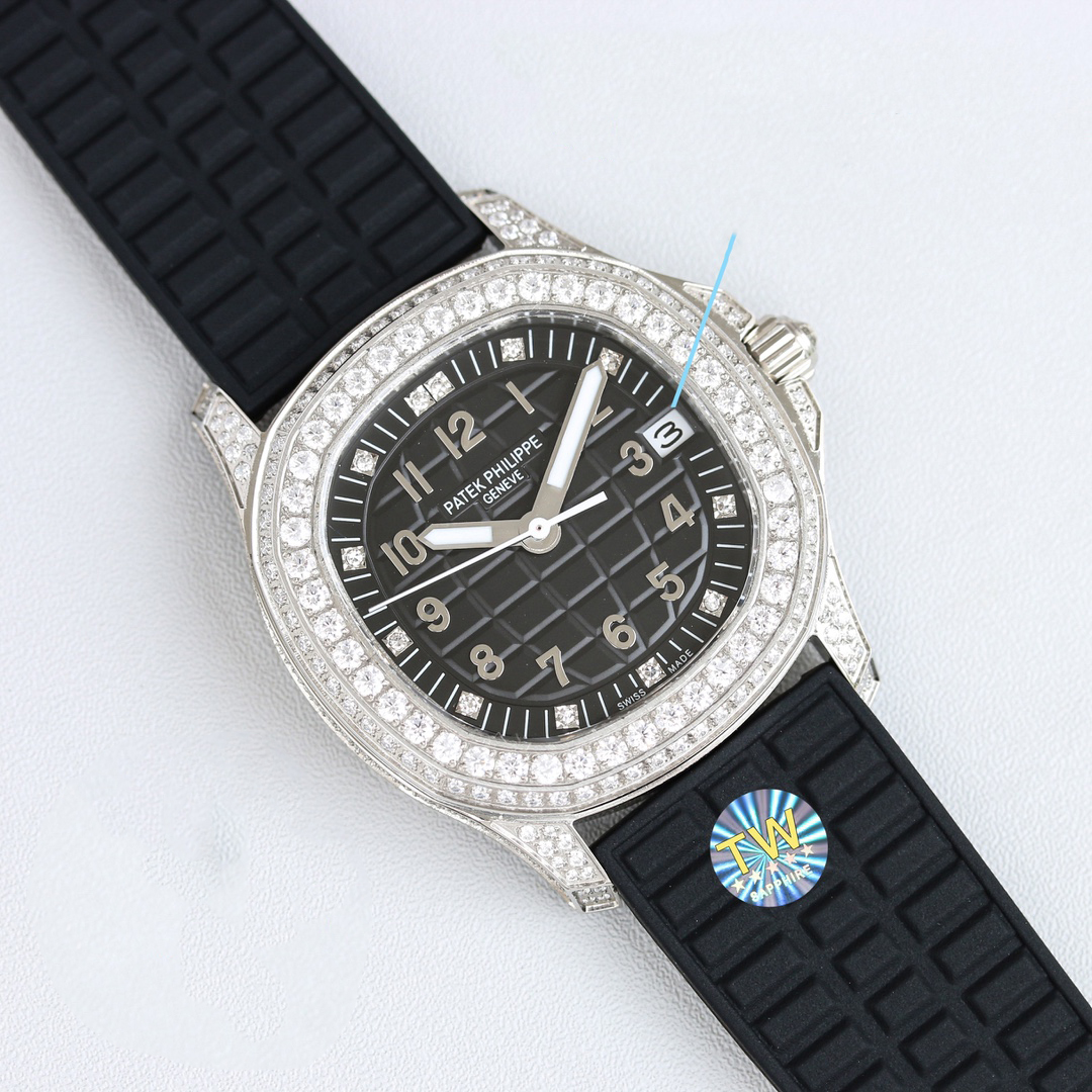 PATEK PHILIPPE AQUANAUT 5072 35.6mm