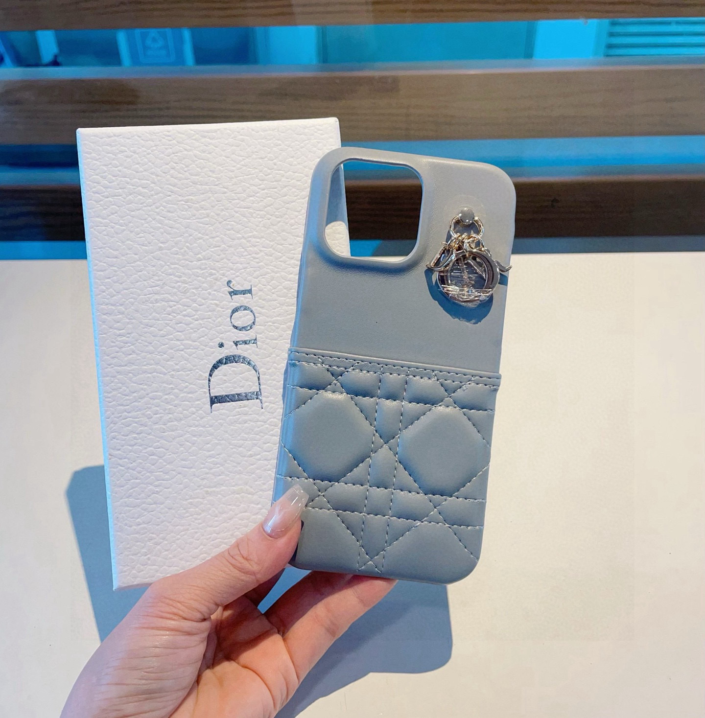 Dior Phone Case Diaphig Hardware Pendant Phone Case Accessories
