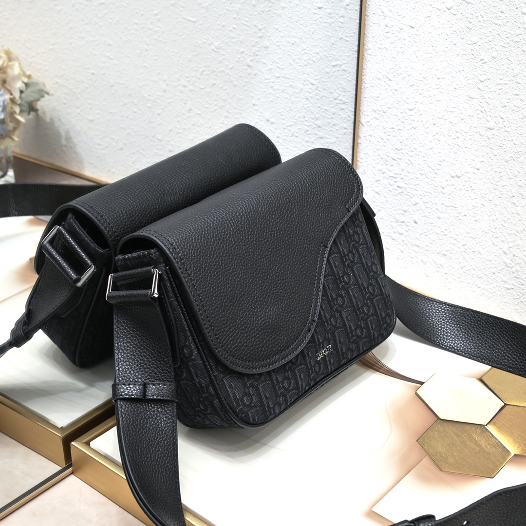 Dior Mini Saddle Messenger Bag 1034 XB012 23cm