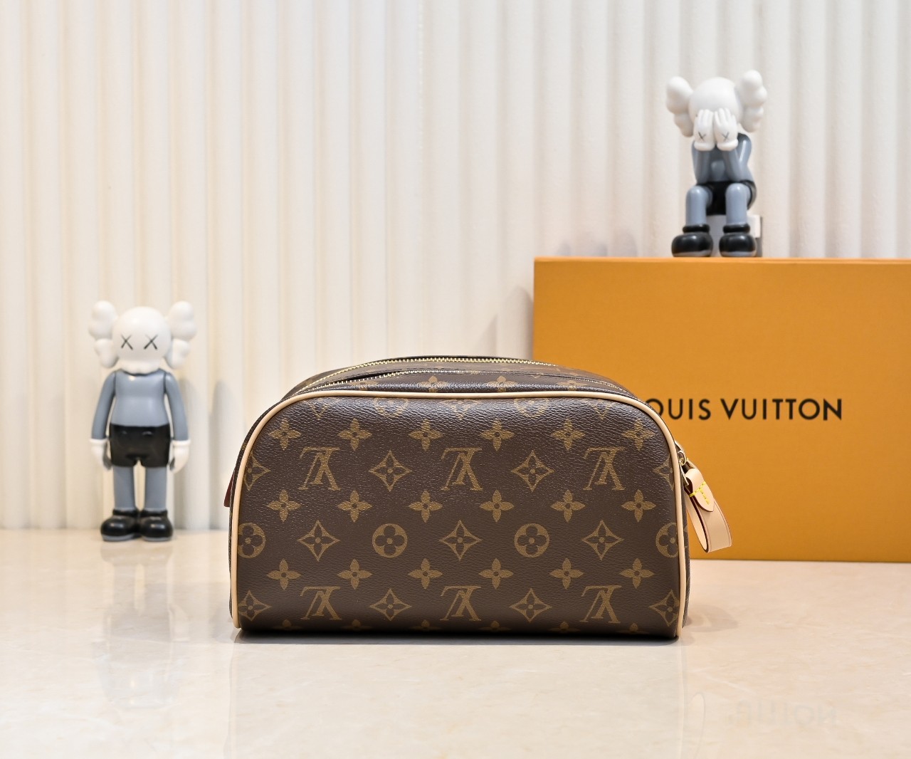 Louis Vuitton Shoulder Bag Ladies' Favorite