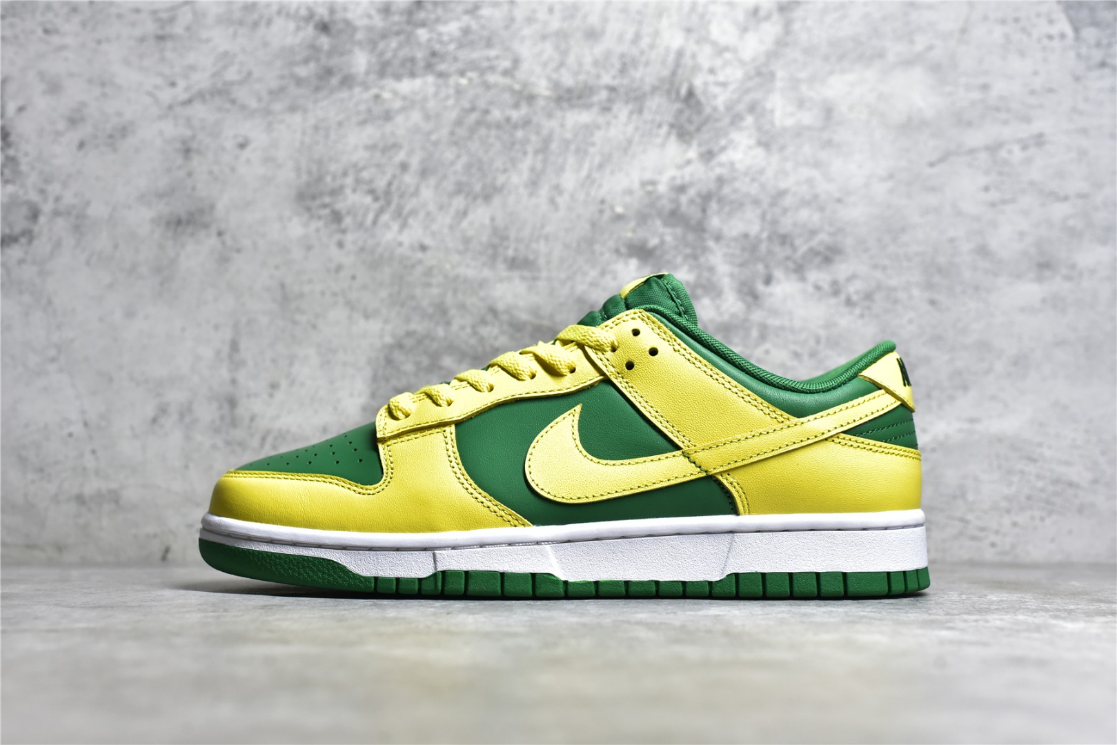 NK  Dunk Low  Retro BTTYS DV0833-300 XM072